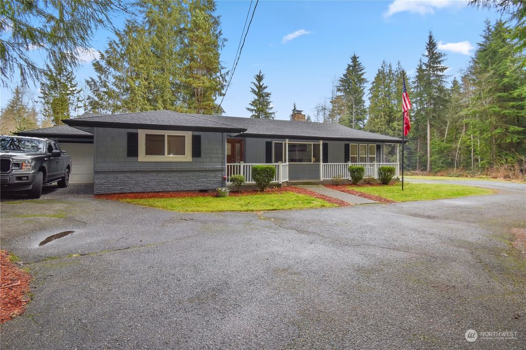 Photo of 5905 123rd Avenue NE, Lake Stevens, WA 98258 (MLS # 2198599)