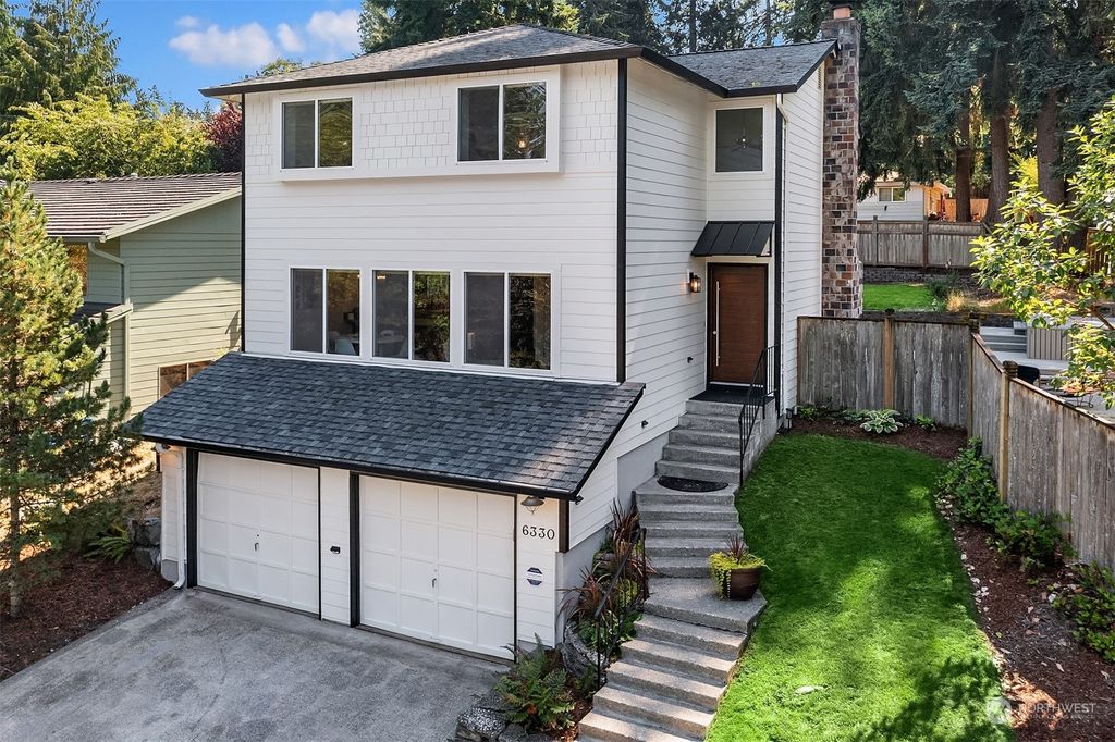 Photo of 6330 172nd Street SW, Lynnwood, WA 98037 (MLS # 2151661)