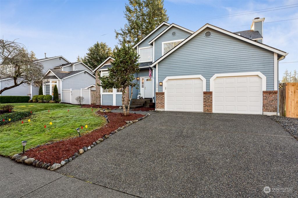 Photo of 19017 SE 271st Street, Covington, WA 98042 (MLS # 2186734)