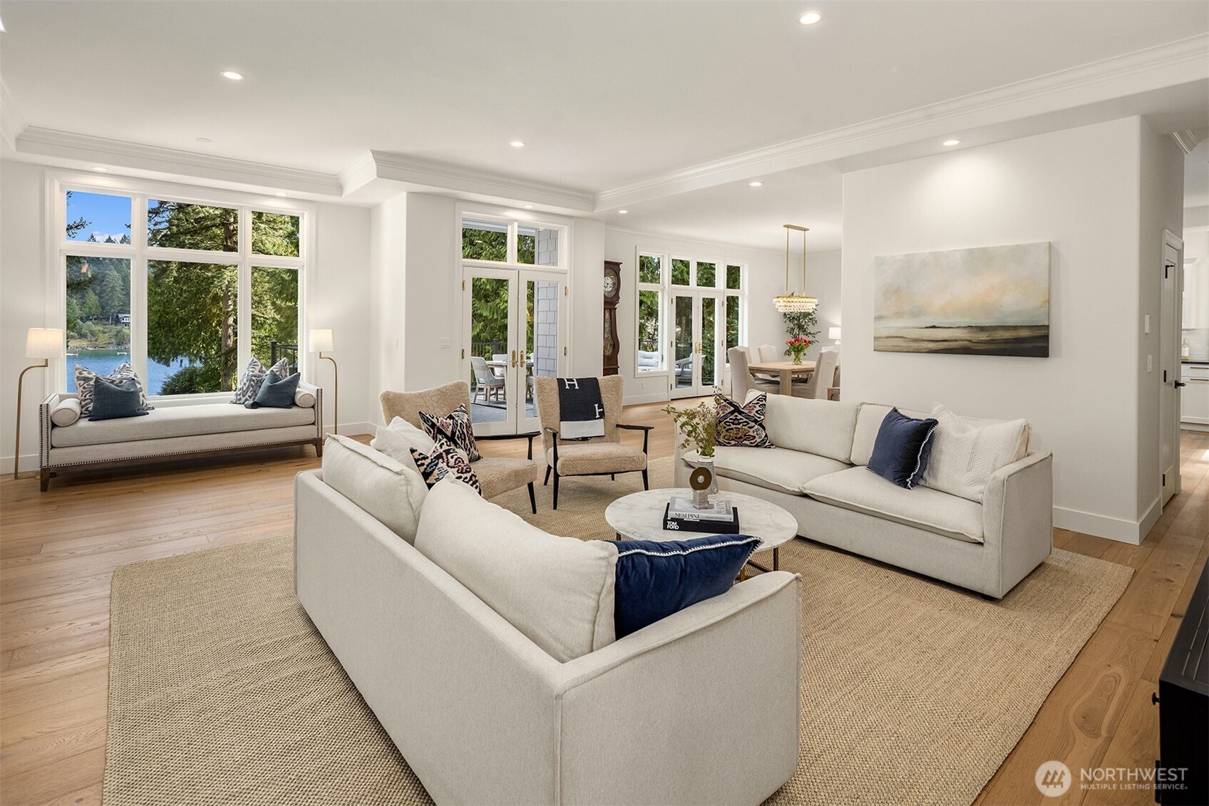 11710 Arrow Point Drive NE