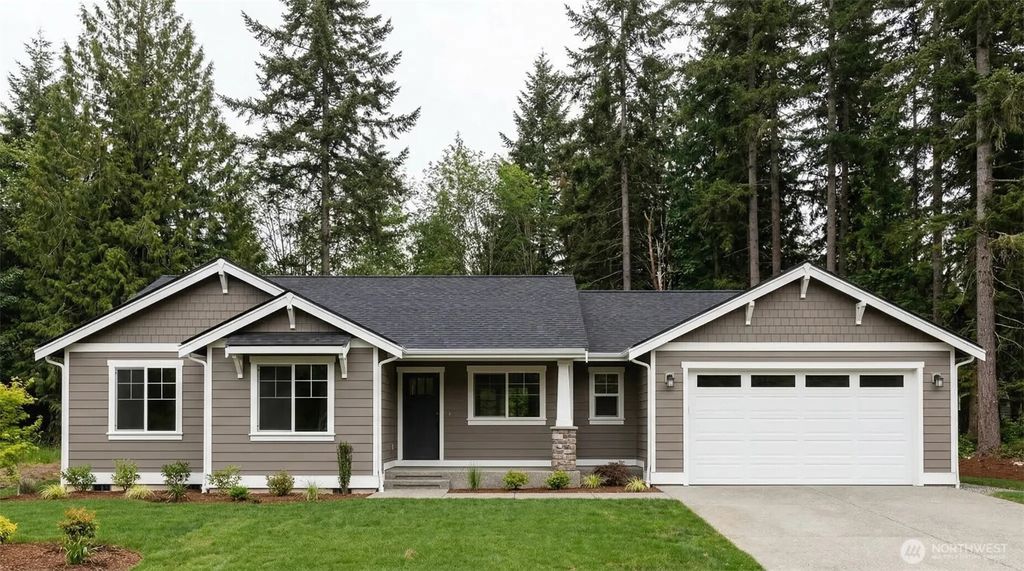 Photo of 13 Hobble Creek Street, Elma, WA 98541 (MLS # 2493241)