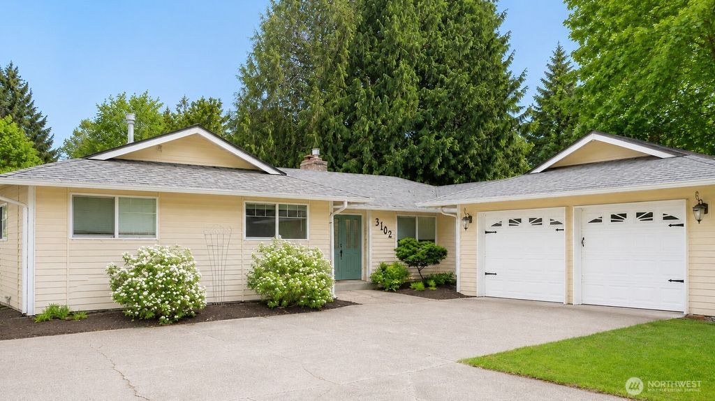 Photo of 3102 60th Loop SE, Olympia, WA 98501 (MLS # 2525915)