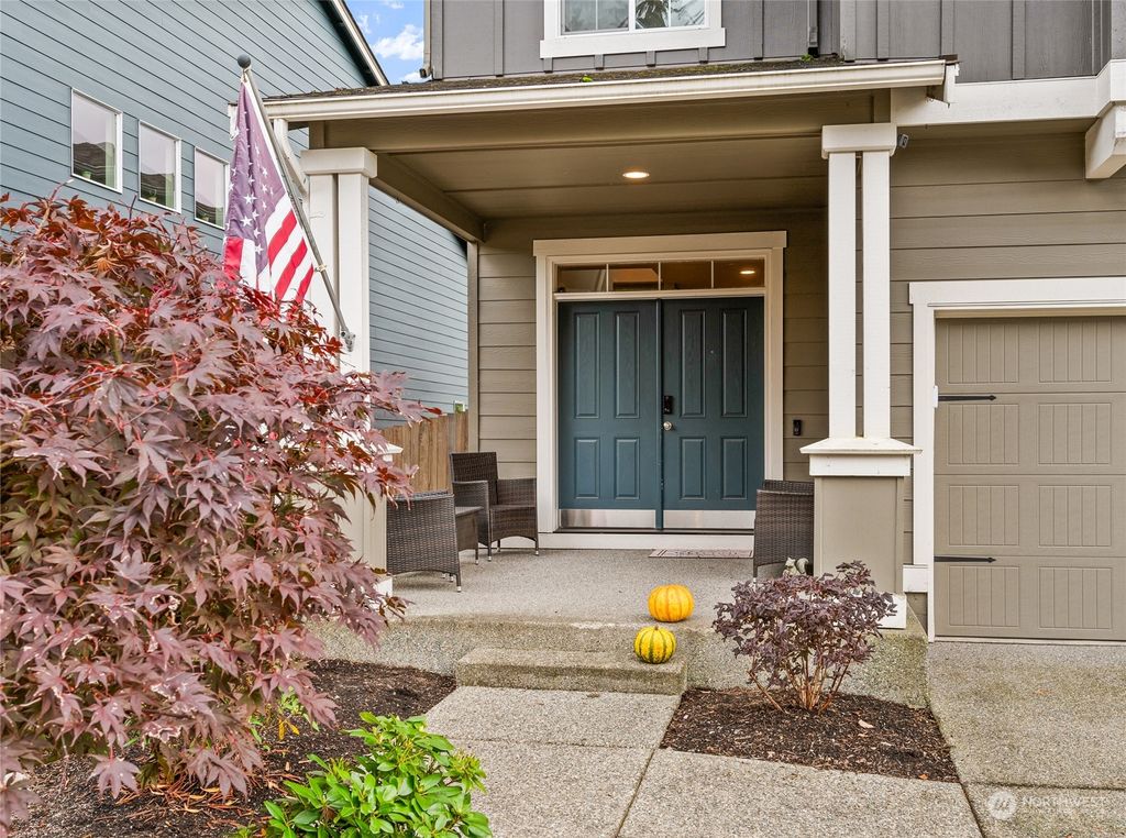 Photo of 8122 81st Place NE, Marysville, WA 98270 (MLS # 2331506)
