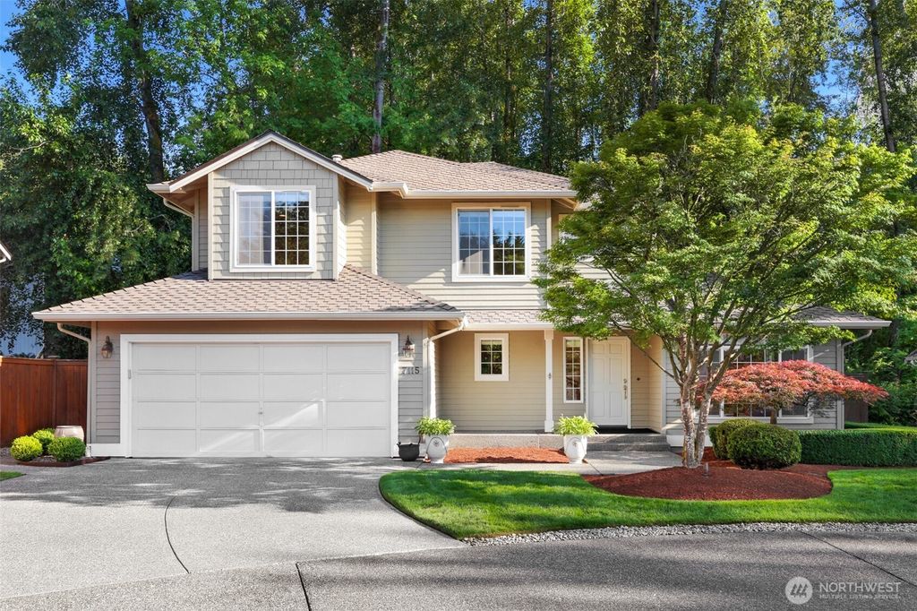 Photo of 7115 NE 167th Street, Kenmore, WA 98028 (MLS # 2546457)