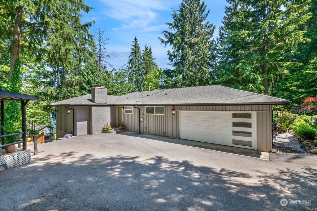 Photo of 17406 SE 60th Street, Bellevue, WA 98006 (MLS # 2131797)