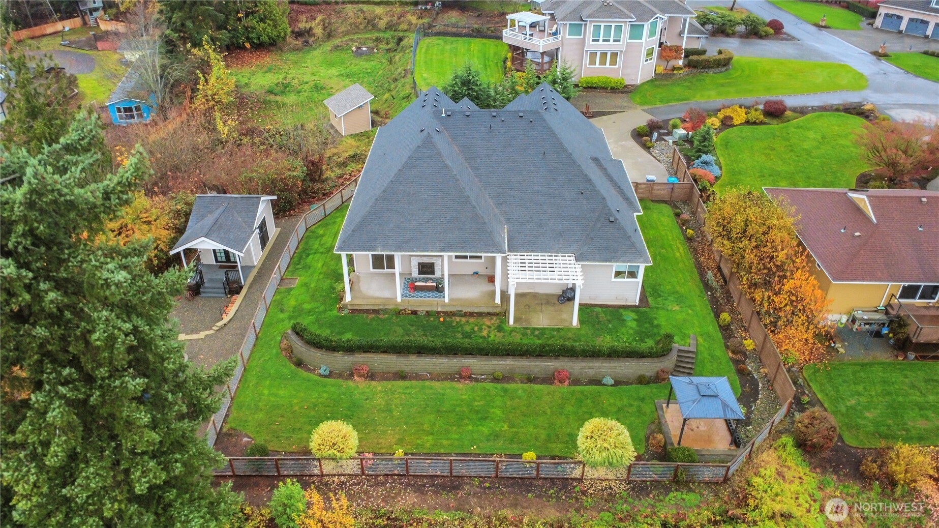 9001 38th Street Ct E