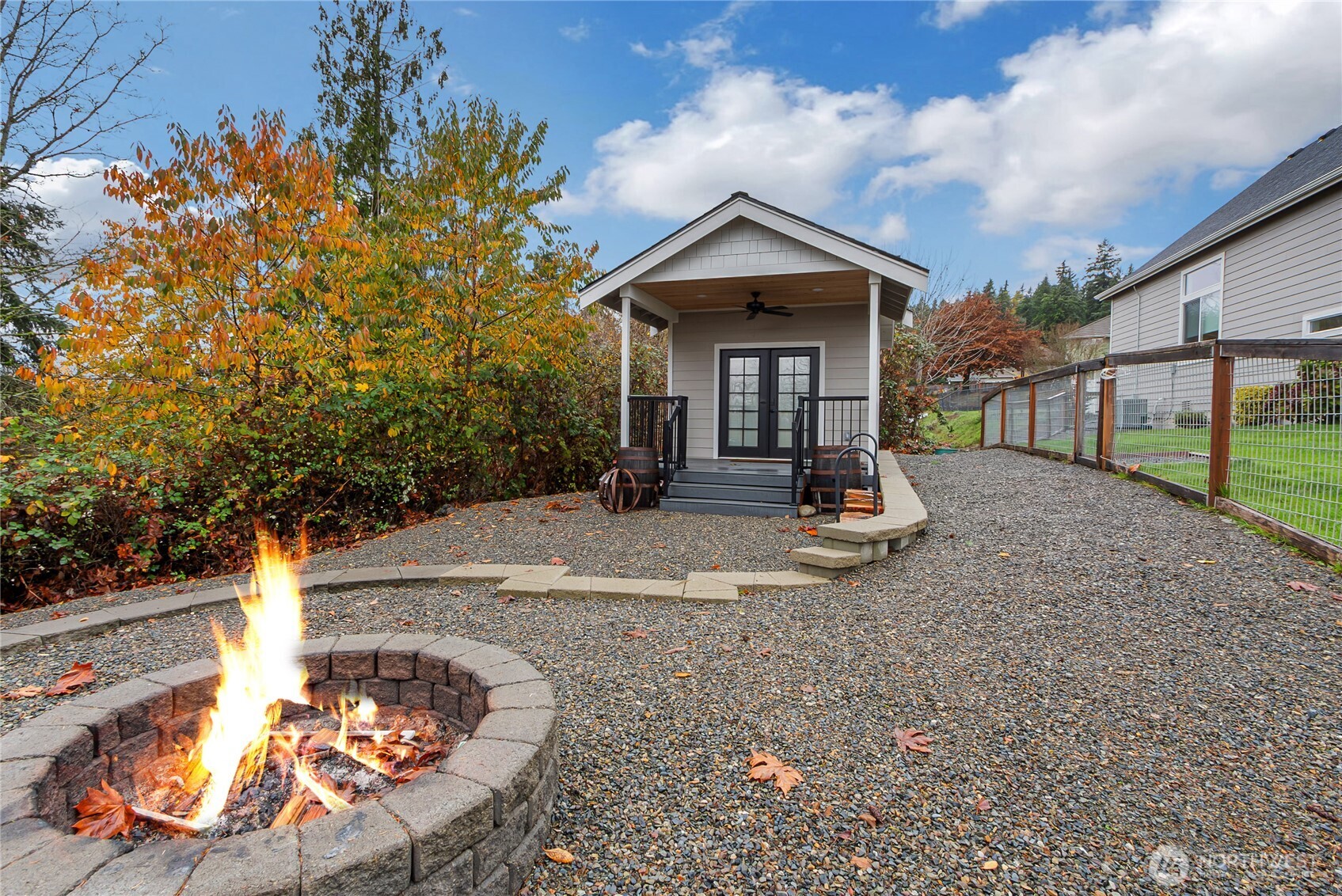 9001 38th Street Ct E