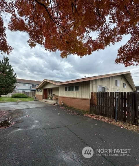 1808 Evergreen Street