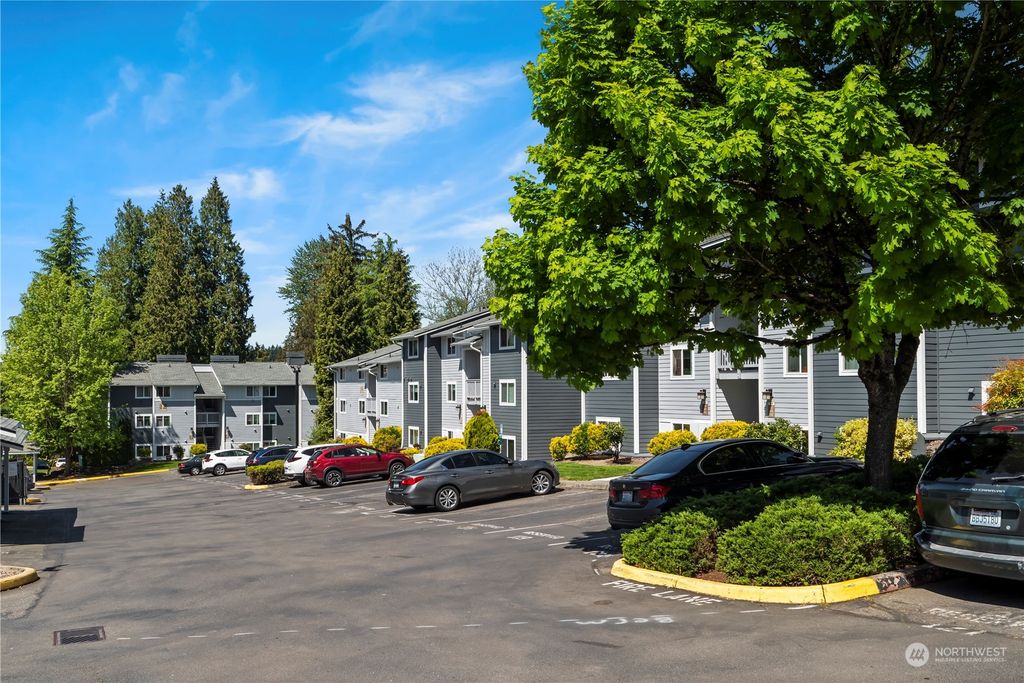 Photo of 14124 NE 181st Place #H102, Woodinville, WA 98072 (MLS # 2067958)