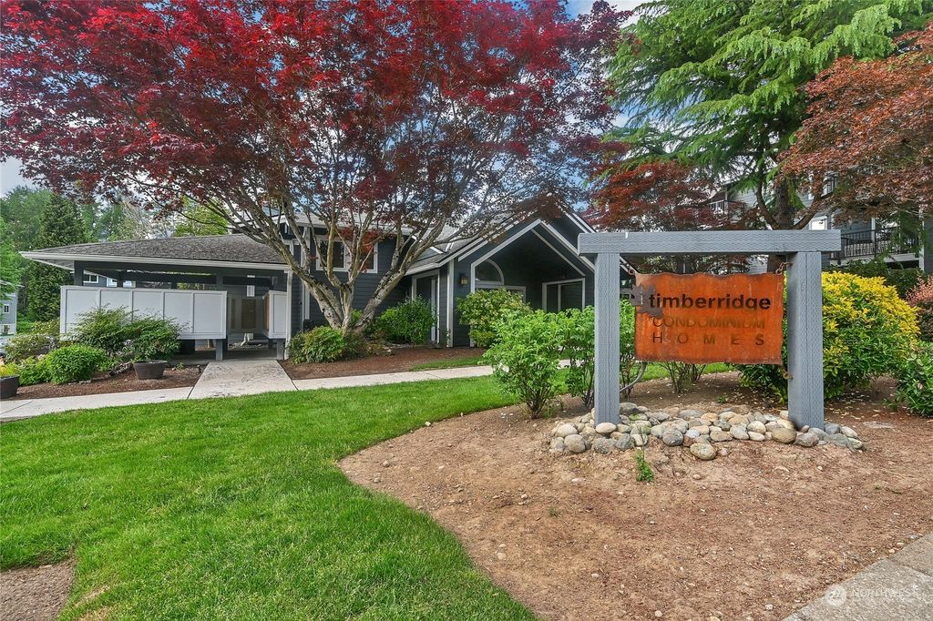 Photo of 14124 NE 181st Place #H102, Woodinville, WA 98072 (MLS # 2067958)