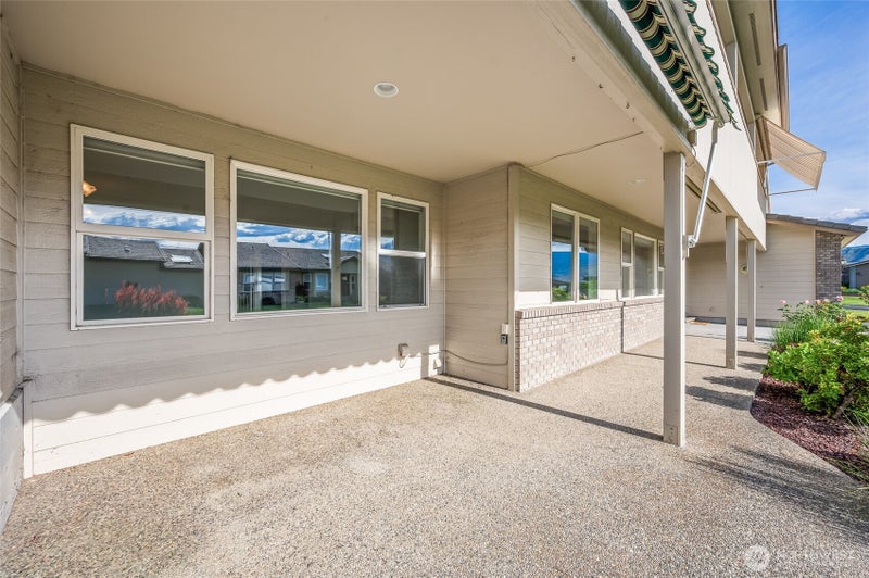 1380 Eastmont Avenue 1203