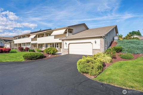 Photo of 1380 Eastmont Avenue #1203, East Wenatchee, WA 98802 (MLS # 2516426)