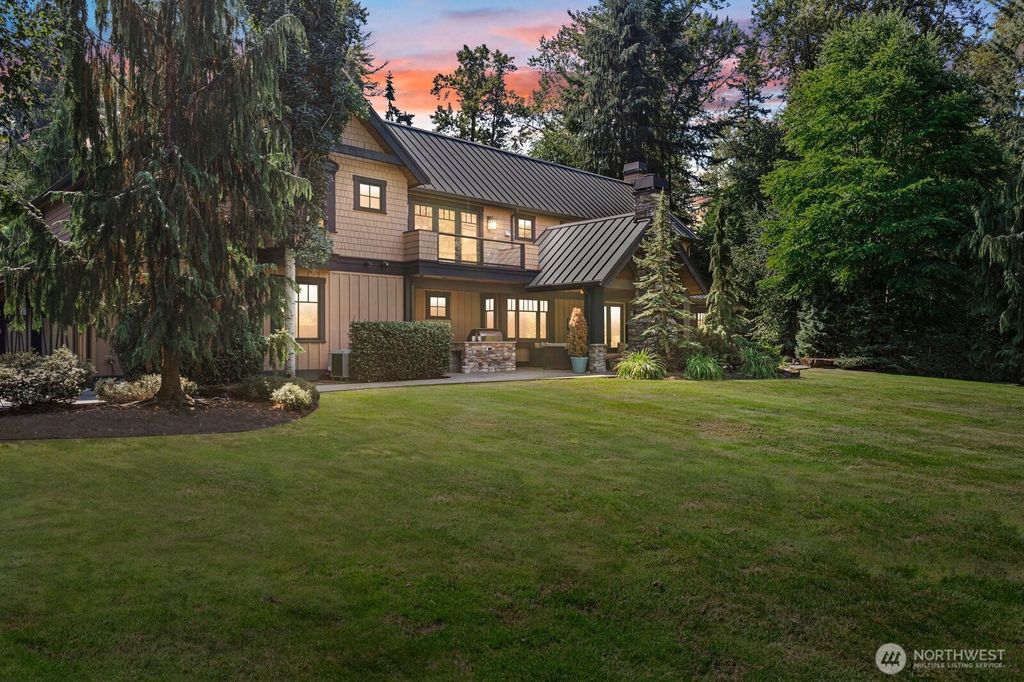 Photo of 12433 212TH Street SE, Snohomish, WA 98296 (MLS # 2426535)