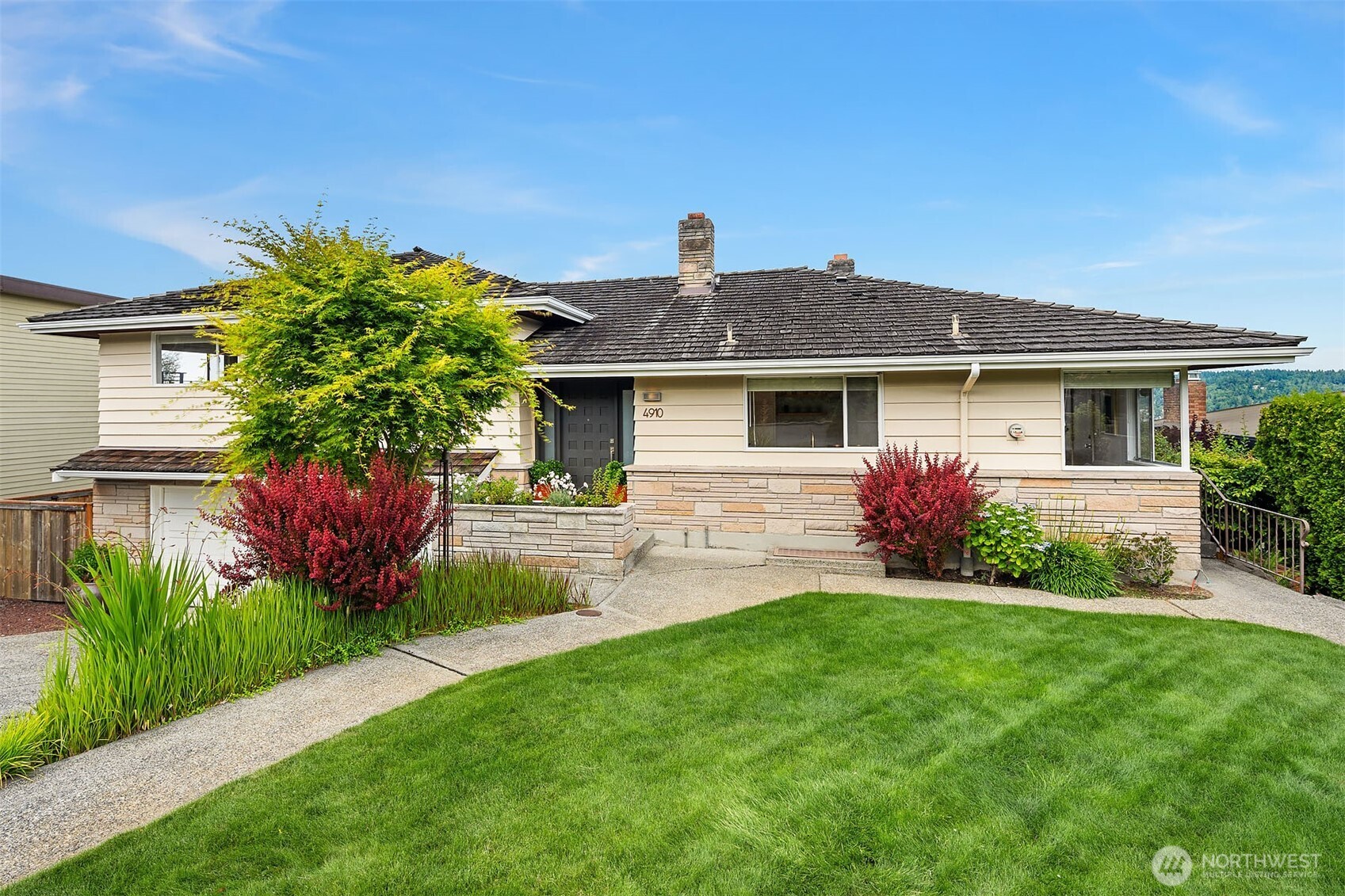 4910 NE 86th Street