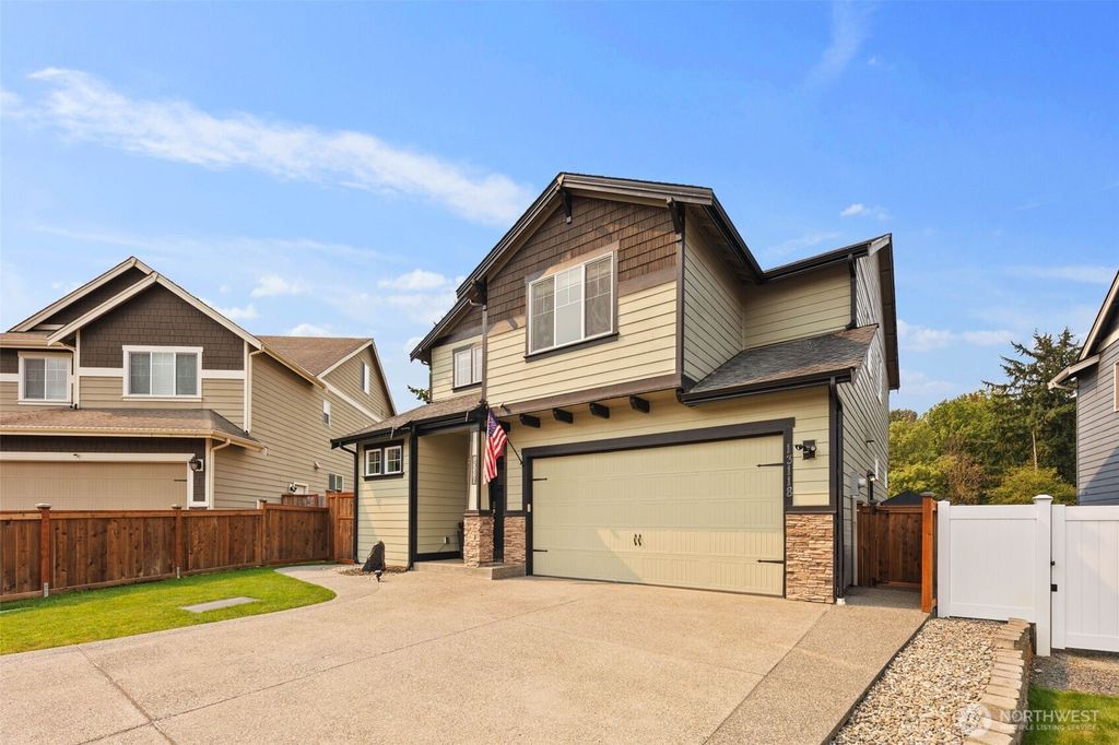 Photo of 13118 119th Avenue Ct E, Puyallup, WA 98374 (MLS # 2465353)