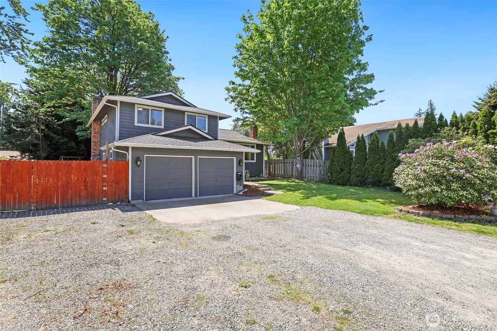 Photo of 21871 SE 267th Street, Maple Valley, WA 98038 (MLS # 2522330)