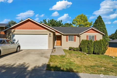 Photo of 390 Austin Street, Walla Walla, WA 99362 (MLS # 2535868)