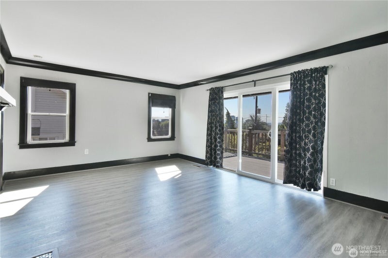 328 NE 52nd Street