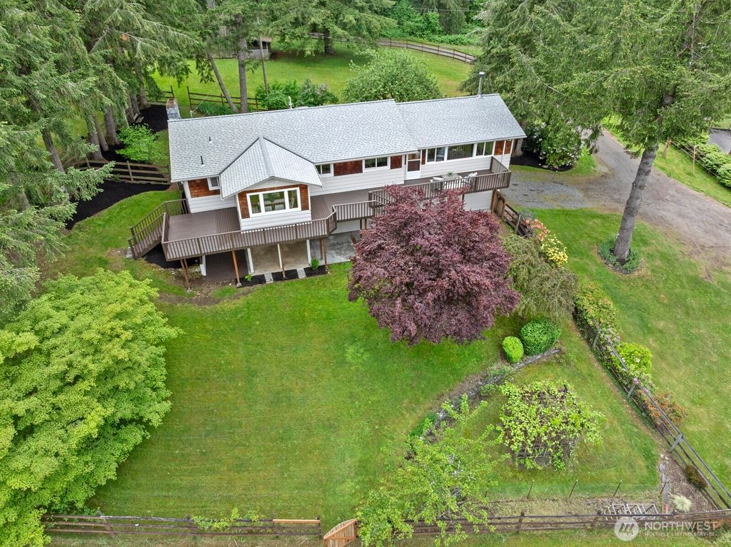 Photo of 30911 SE 43rd Court, Fall City, WA 98024 (MLS # 2434311)