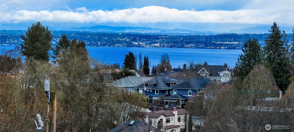 Photo of 1130 17th Avenue E, Seattle, WA 98112 (MLS # 2346552)
