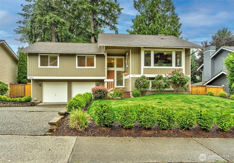 Photo of 13702 173rd Place NE, Redmond, WA 98052 (MLS # 2571165)