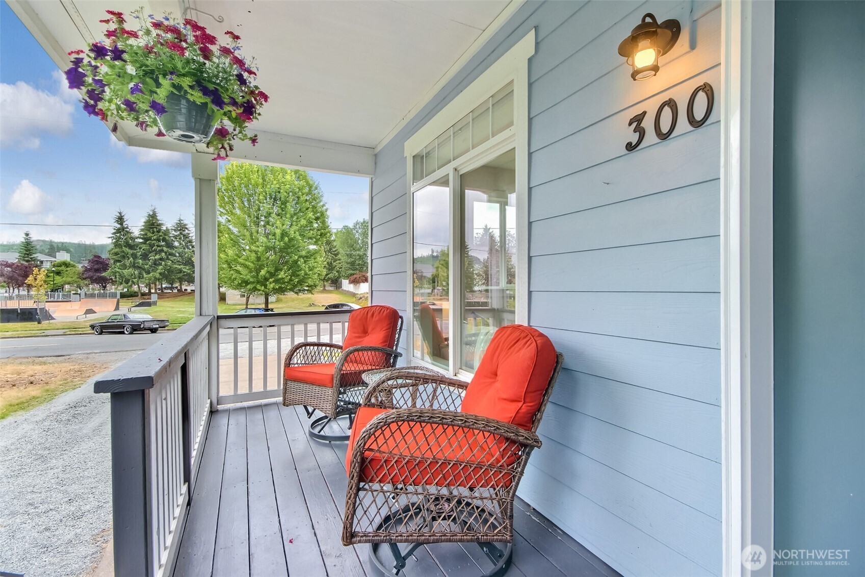 300 Cascade Avenue
