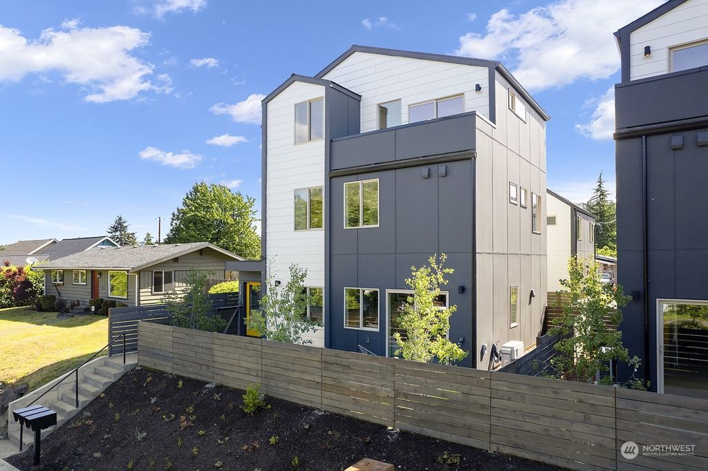 Photo of 5043 25th Avenue SW, Seattle, WA 98106 (MLS # 2263791)
