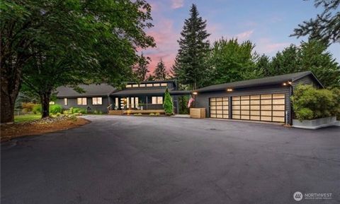 Photo of 15108 238th Avenue SE, Issaquah, WA 98027 (MLS # 2509788)