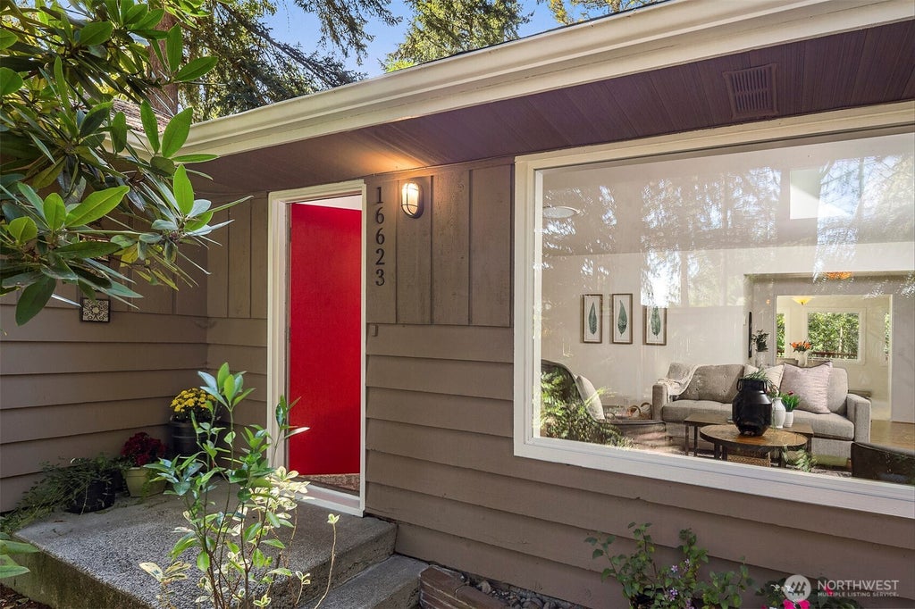 Photo of 16623 Fremont Avenue N, Shoreline, WA 98133 (MLS # 2579802)