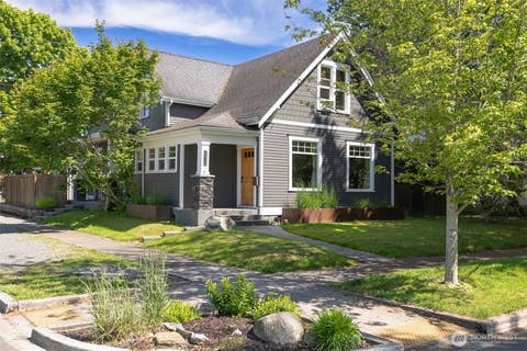 Photo of 2430 Willams Street, Bellingham, WA 98226 (MLS # 2533486)