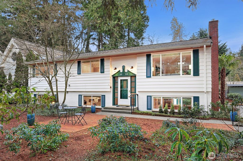 Photo of 4630 88th Avenue SE, Mercer Island, WA 98040 (MLS # 2480451)