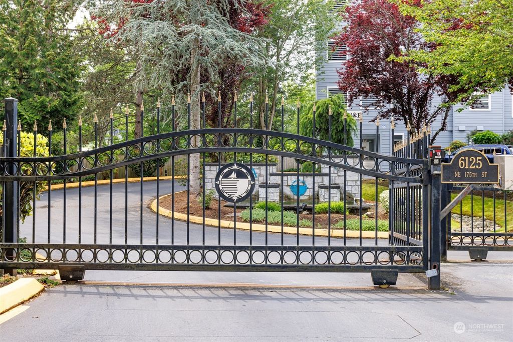 Photo of 6125 NE 175th Street #M103, Kenmore, WA 98028 (MLS # 2130922)