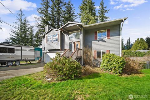 Photo of 15921 Goldbar Drive, Gold Bar, WA 98251 (MLS # 2485557)