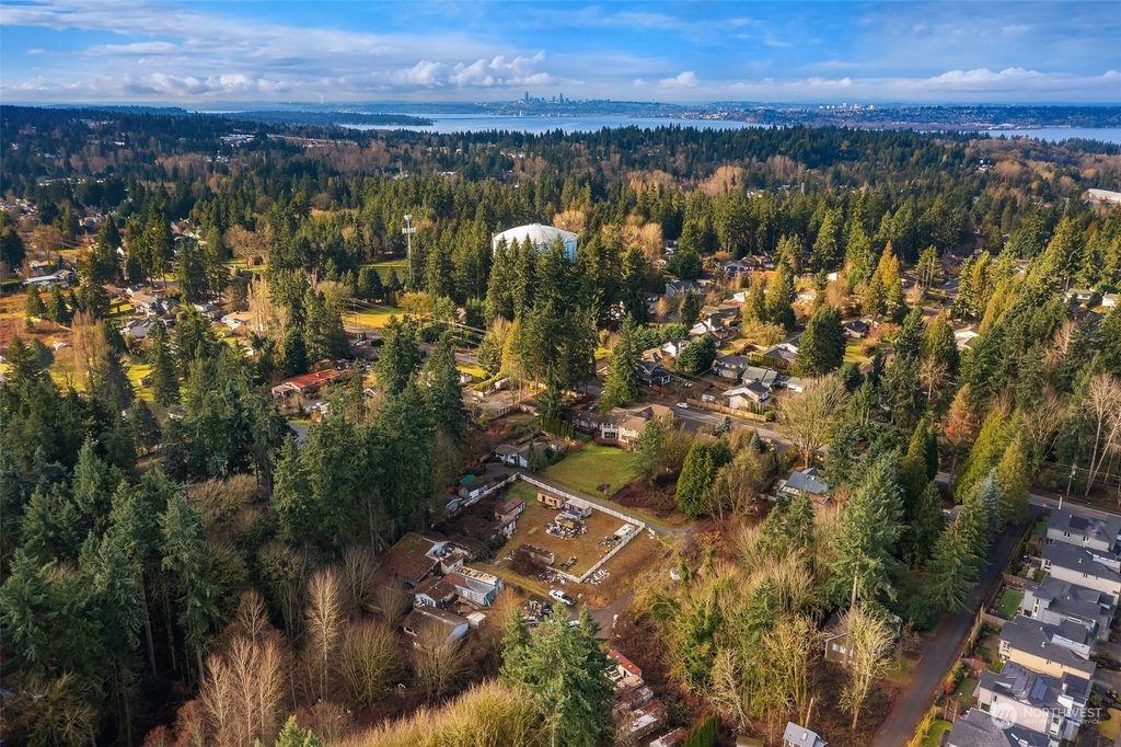 Photo of 13241 NE 109th Place, Redmond, WA 98052 (MLS # 2198748)