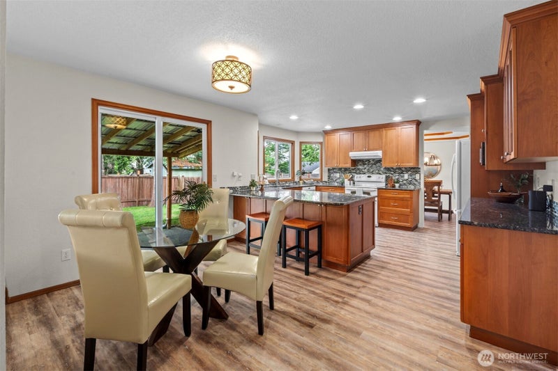 9125 Zircon Drive SW