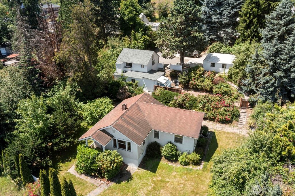 Photo of 7115 Pacific Highway E, Milton, WA 98354 (MLS # 2405161)