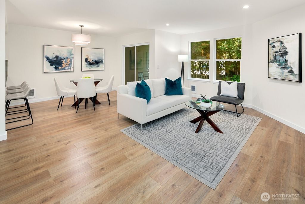 Photo of 14633 NE 40th Street #K7, Bellevue, WA 98007 (MLS # 2375708)