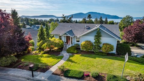 Photo of 3602 W 8th Street, Anacortes, WA 98221 (MLS # 2530701)