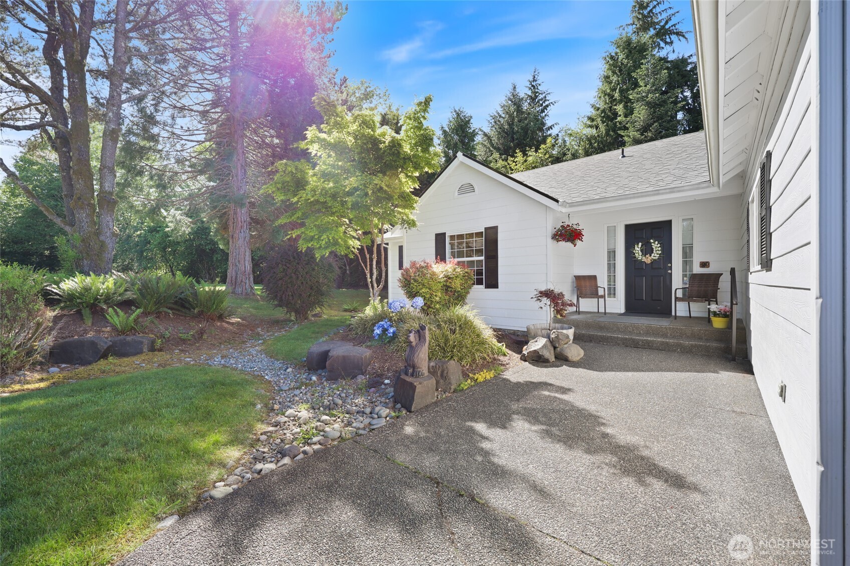 1126 Hill Court