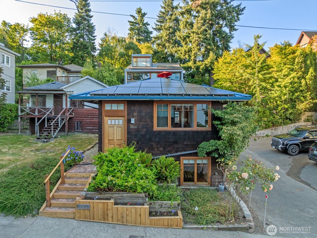 Photo of 3522 S Leschi Place, Seattle, WA 98144 (MLS # 2404766)