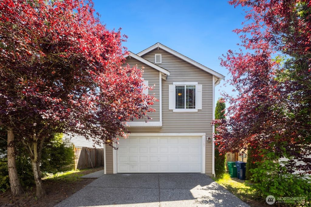 Photo of 15707 26th Place W, Lynnwood, WA 98087 (MLS # 2380067)