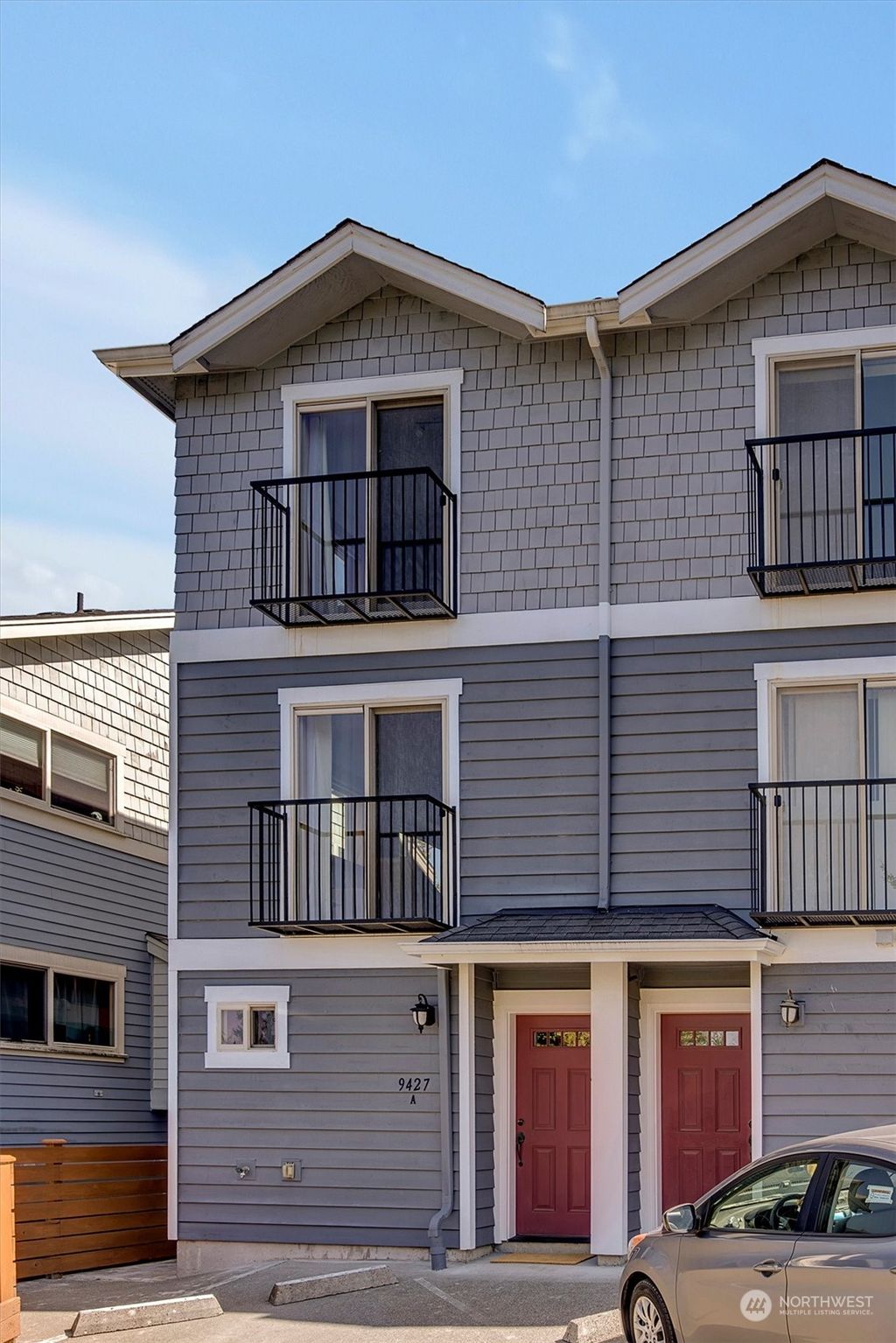 Photo of 9427 35th Avenue SW #A, Seattle, WA 98126 (MLS # 2290033)