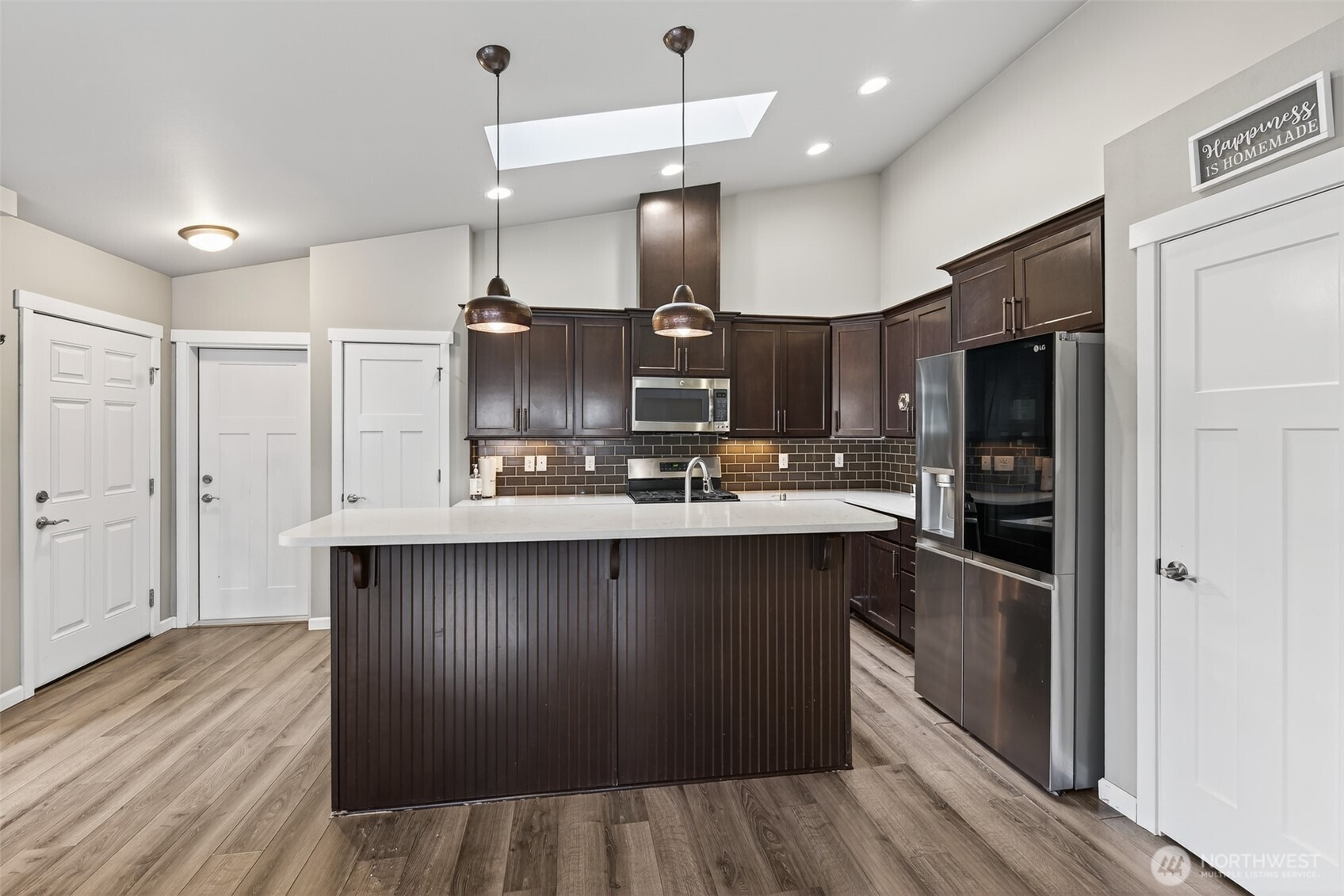 1858 Challenger Street