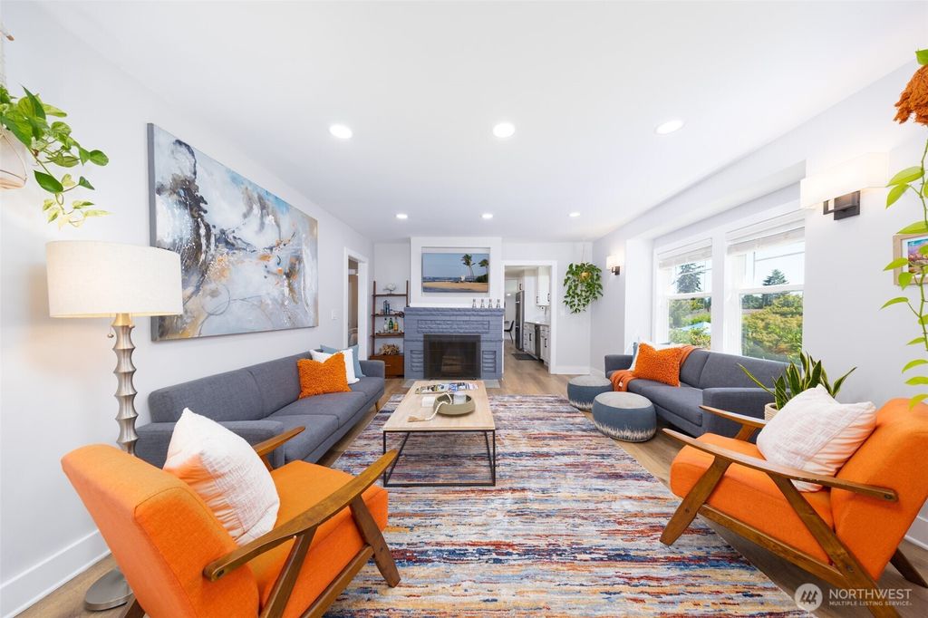 Photo of 5012 SW Waite Street, Seattle, WA 98116 (MLS # 2403438)
