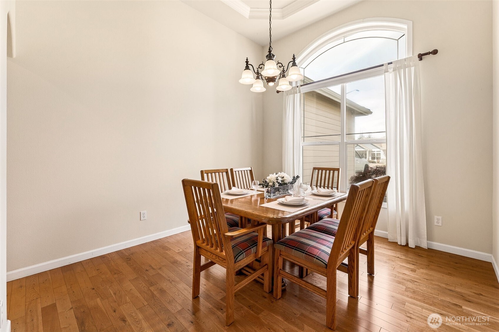 4202 Campus Green Loop NE