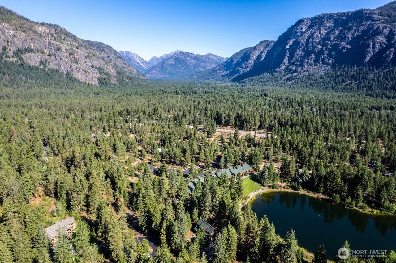 33 Freestone Lake Drive