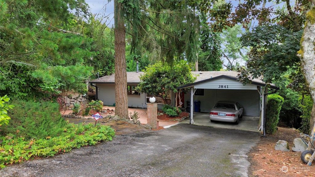 Photo of 3841 S 177th Street, SeaTac, WA 98188 (MLS # 2272703)