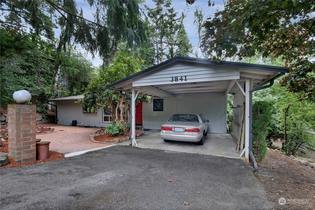 Photo of 3841 S 177th Street, SeaTac, WA 98188 (MLS # 2272703)