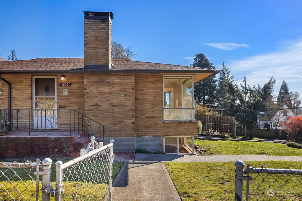 Photo of 1602 NE 85TH Street, Seattle, WA 98115 (MLS # 2213247)