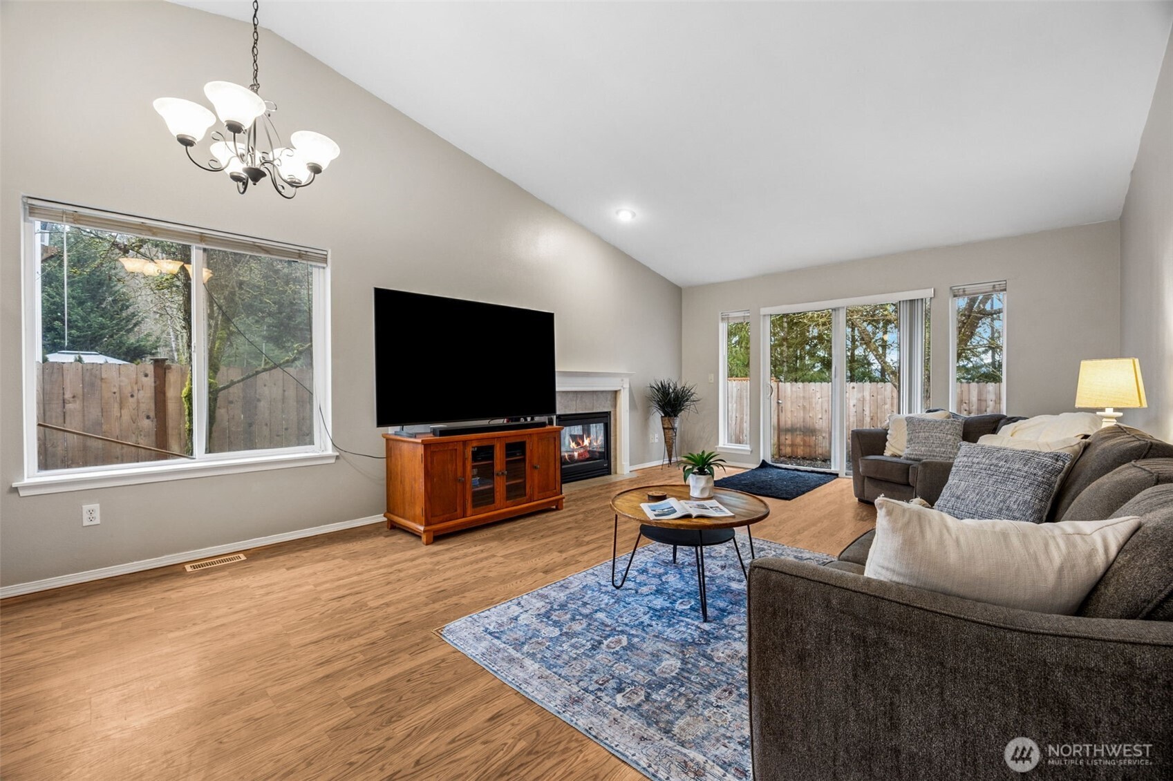 20518 190th Avenue E